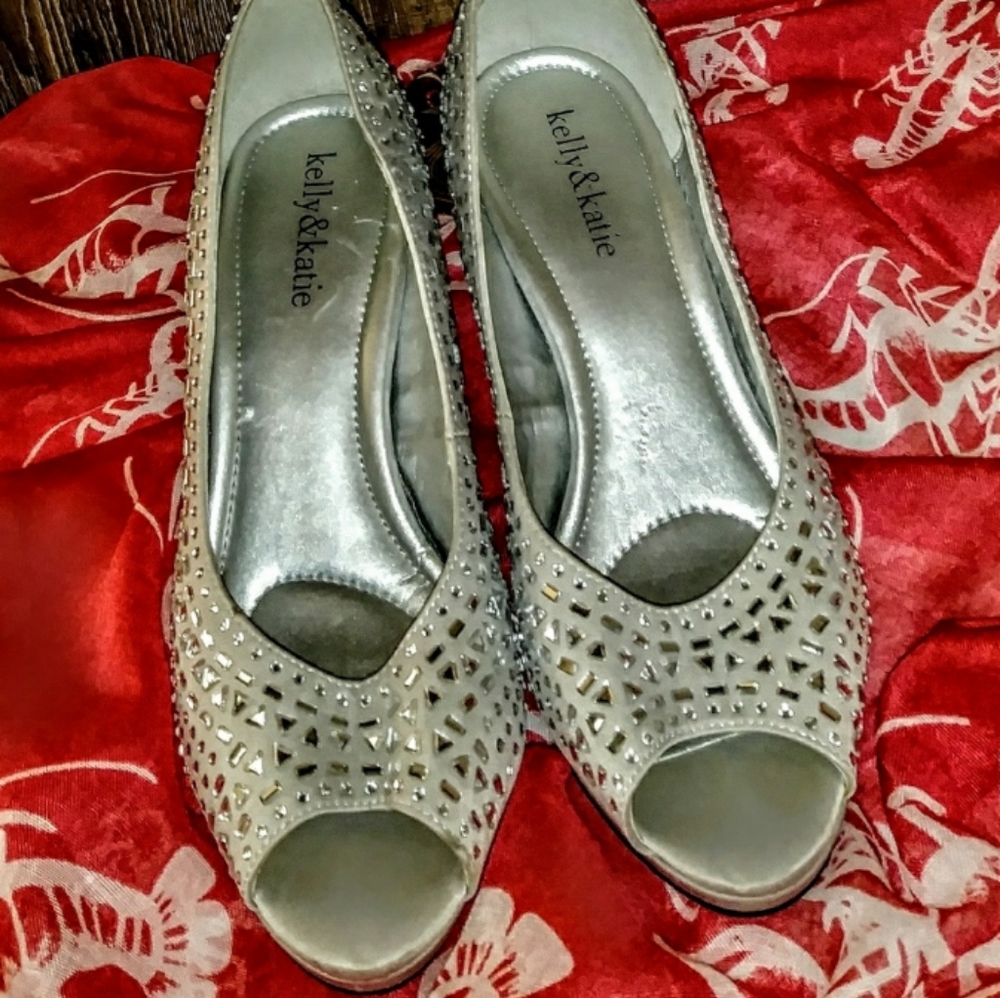 Kelly & Katie Shoes Size 7.5 Mosaic Open Toe - Picture 3 of 10